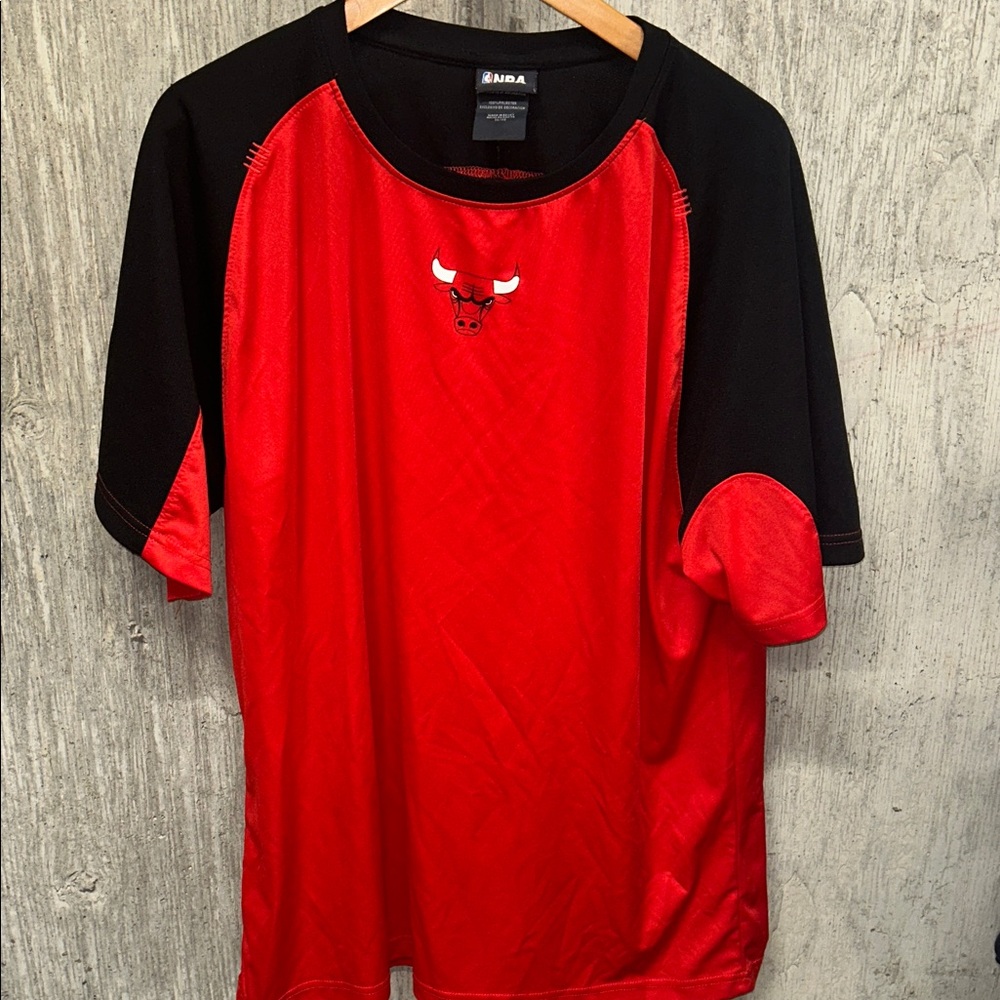 NBA Chicago Bulls Red and Black Men's Short Sleeve Shirt XL
